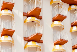 Illustration for article titled Venice's Beachfront Balconies Look Like Boxes of Candy